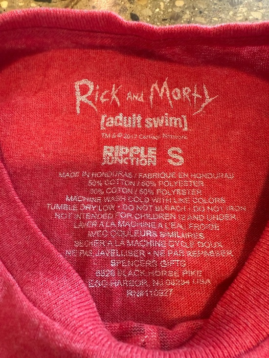 Rick & Morty Red Szechuan Dipping Sauce Graphic Tee - Picture 2 of 2